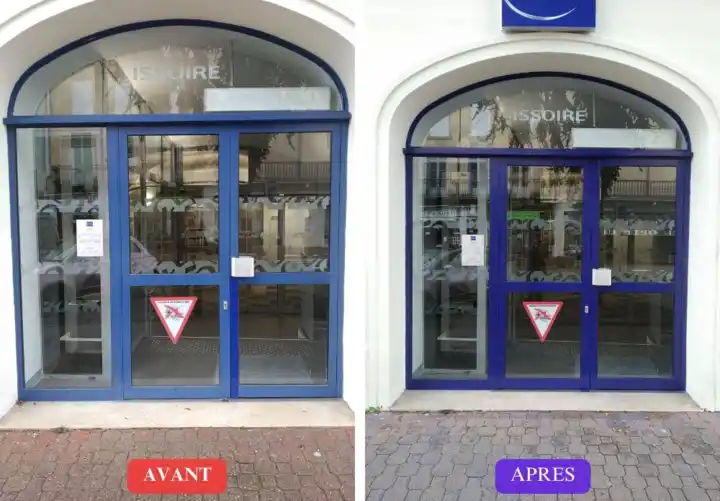 avant/après la remise peinture électrostatique de menuiserie métallique