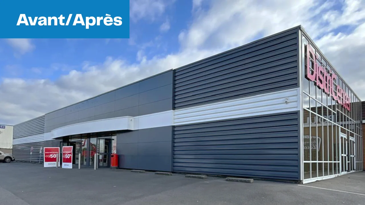 Peinture électrostatique de bardage enseigne districenter