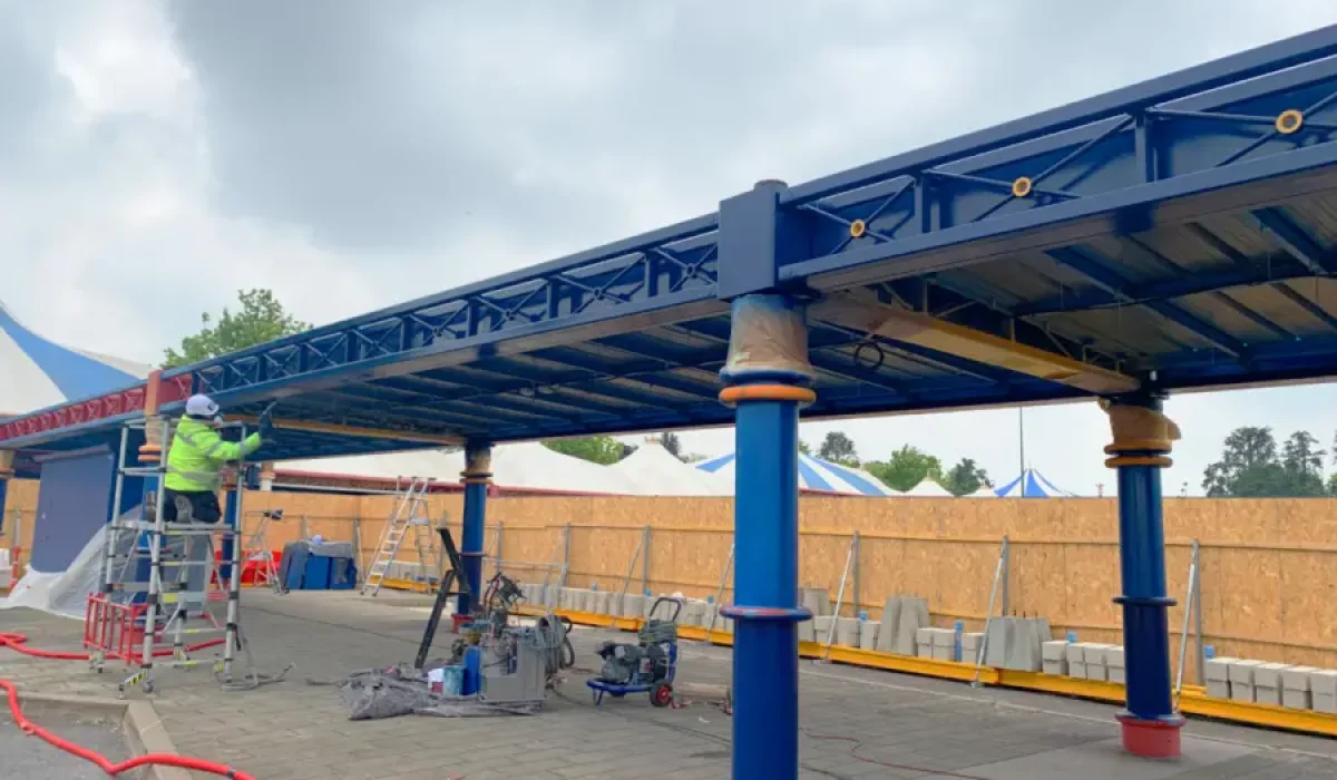 Remise en peinture d'une structure métallique